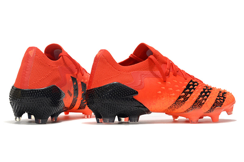 Guayo Adidas Predator Mutator