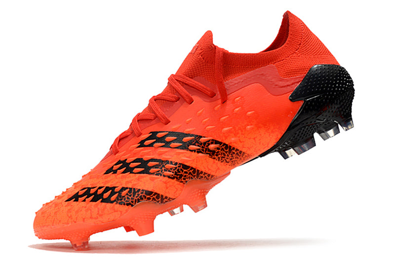 Guayo Adidas Predator Mutator