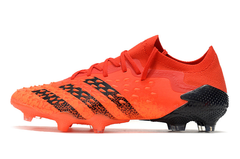 Guayo Adidas Predator Mutator