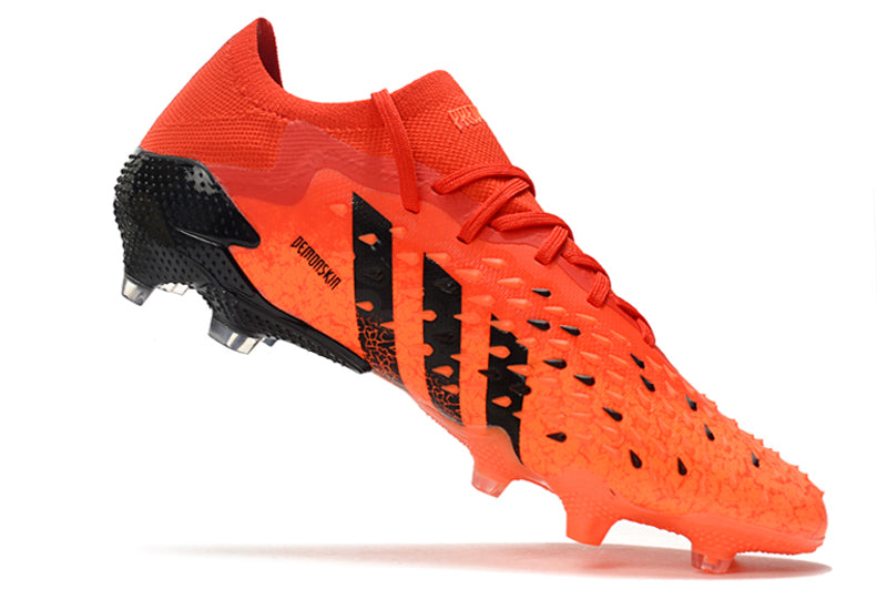 Guayo Adidas Predator Mutator