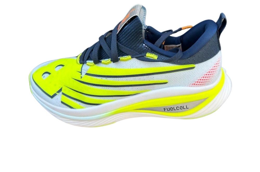 Tenis New Balance FuelCell