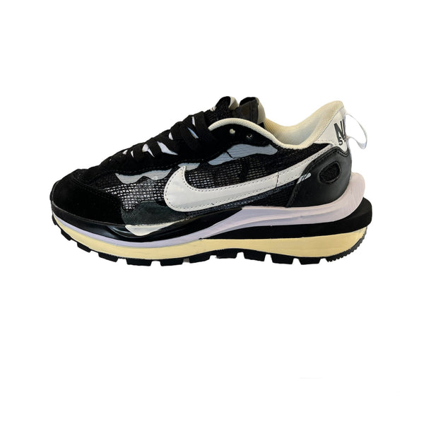 Tenis Nike Sacai