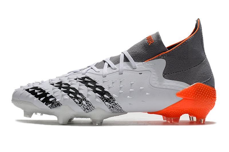 Guayo Adidas Predator Mutator